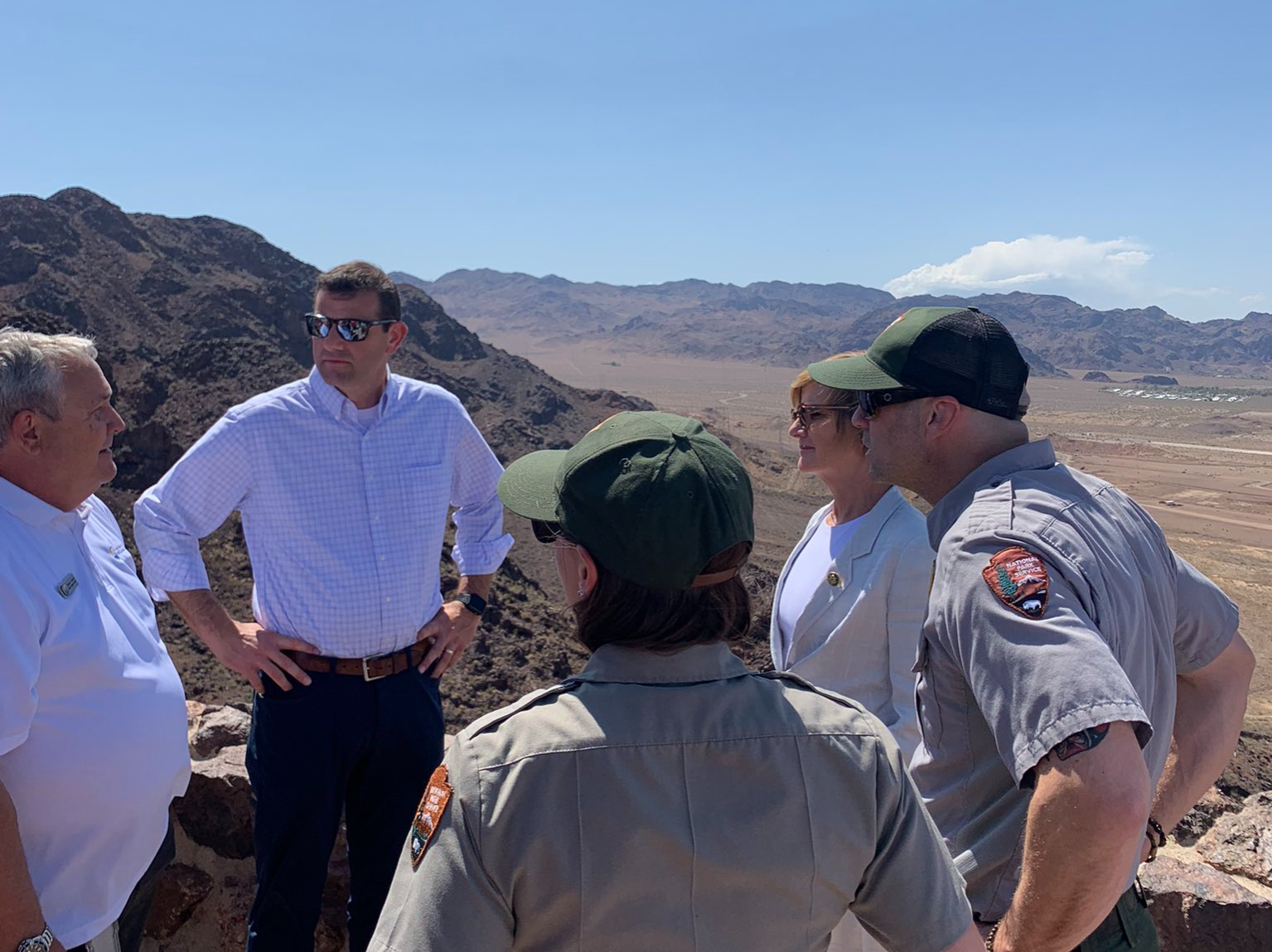 Reps. Valadao and Lee visit Lake Mead