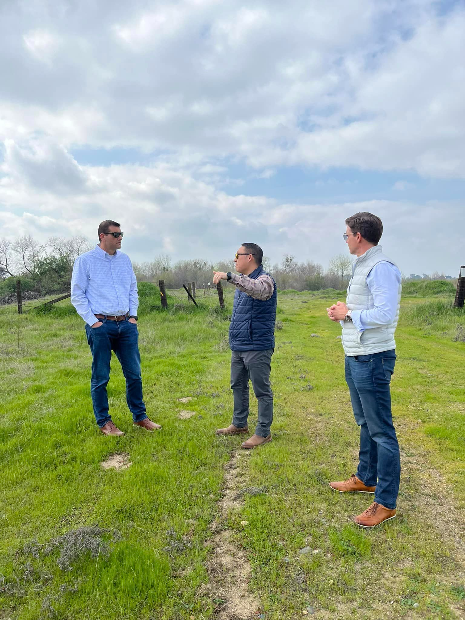 Rep. Valadao tours Seaborn Reservoir Site in Tulare