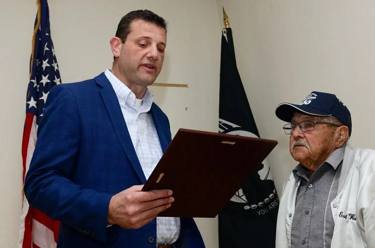 Rep. Valadao honors local WWII veteran for his 100th birthday