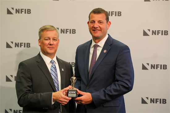 Rep. Valadao receives the Guardian of Small Business Award
